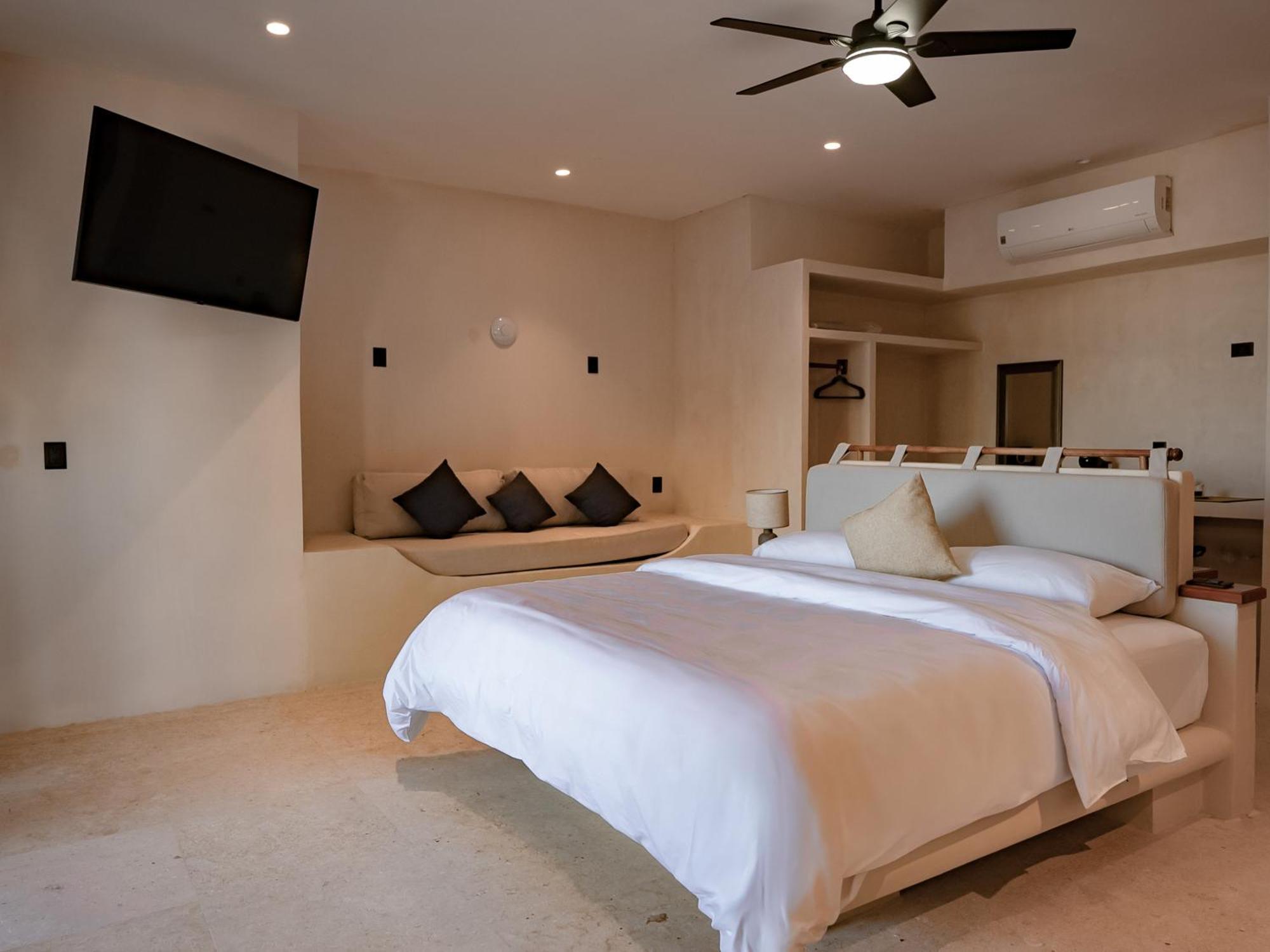Beach Front Hotel Boutique Dk House Остров Холбокс Номер фото